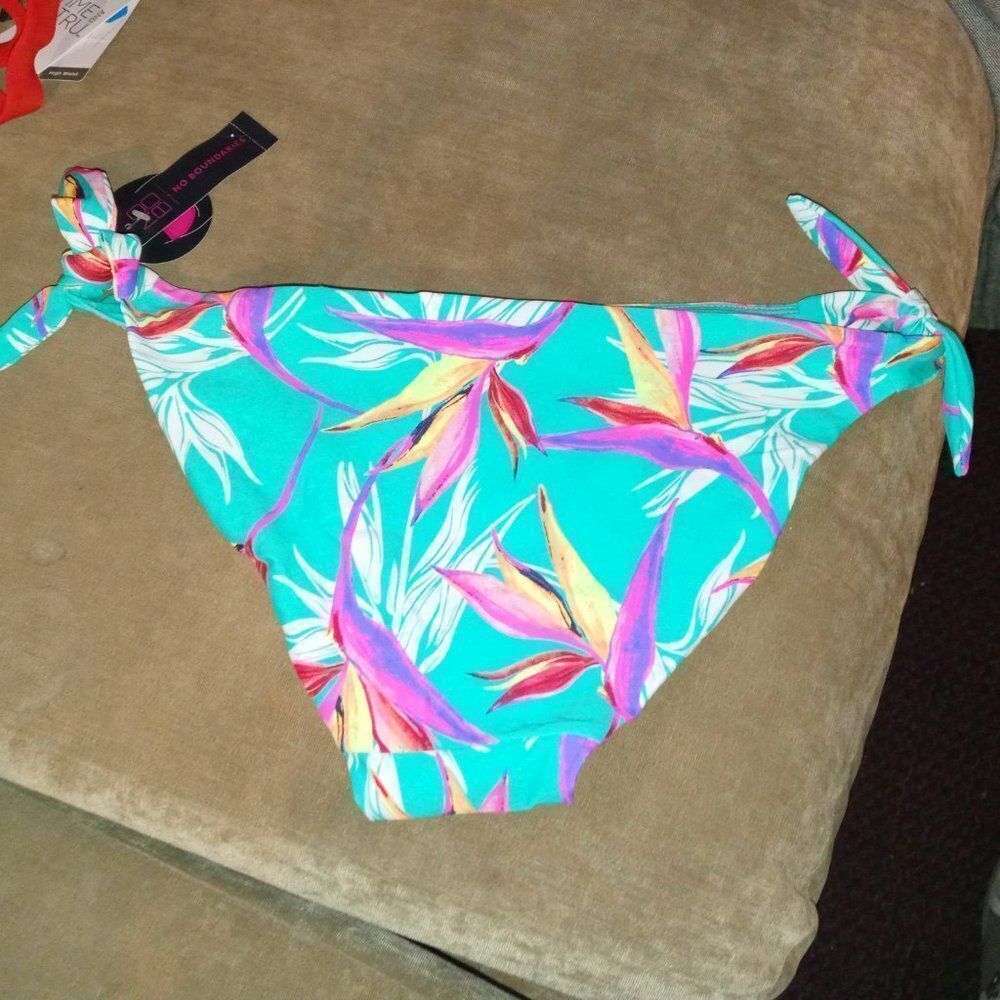 Bikini bottom - Picture 2 of 3